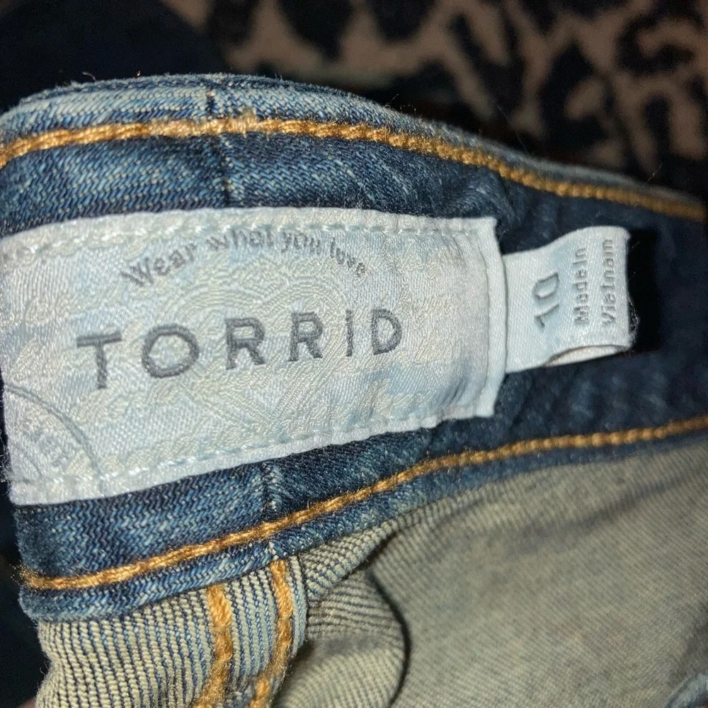 Torrid Skinny Jeans - Picture 15 of 15